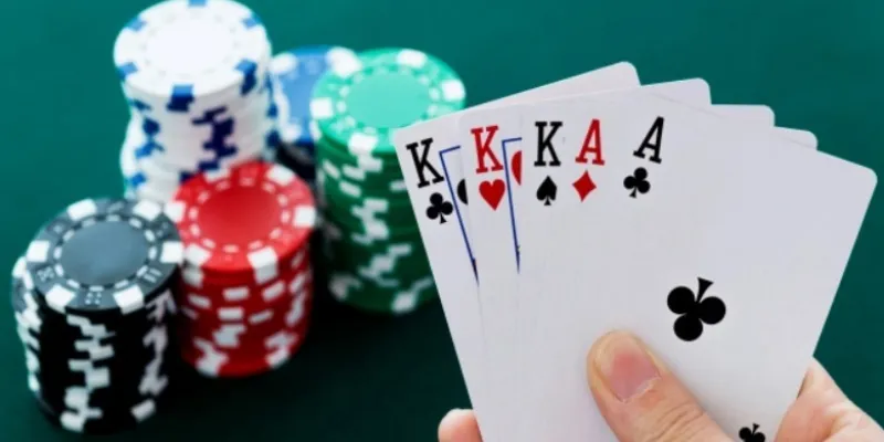 Khám phá cách chơi Tá lả chuẩn